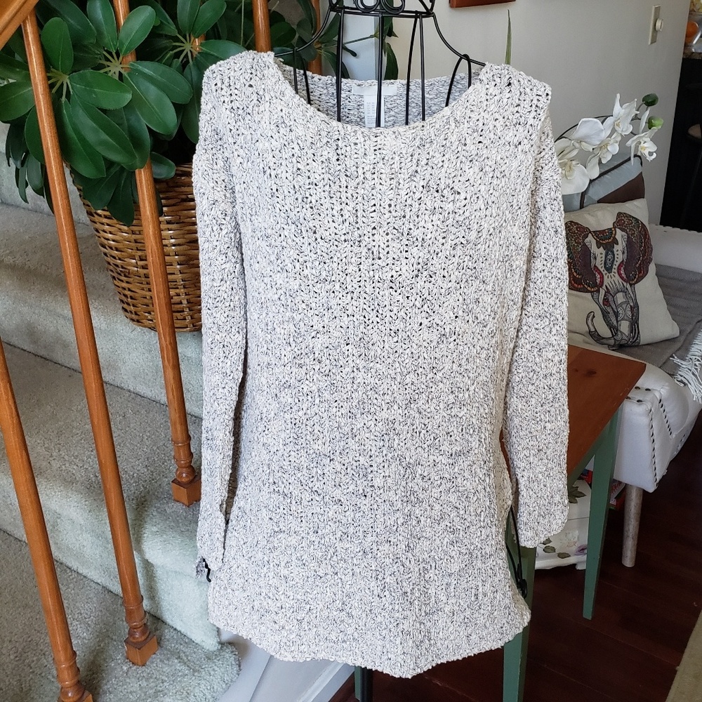 🌷Crew neck cozy knit sweater soft beige size xs